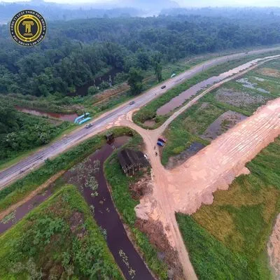 Cập Nhật Mức Phí Thuê Luật Sư Giải Quyết Tranh Chấp Đất Đai Năm 2024